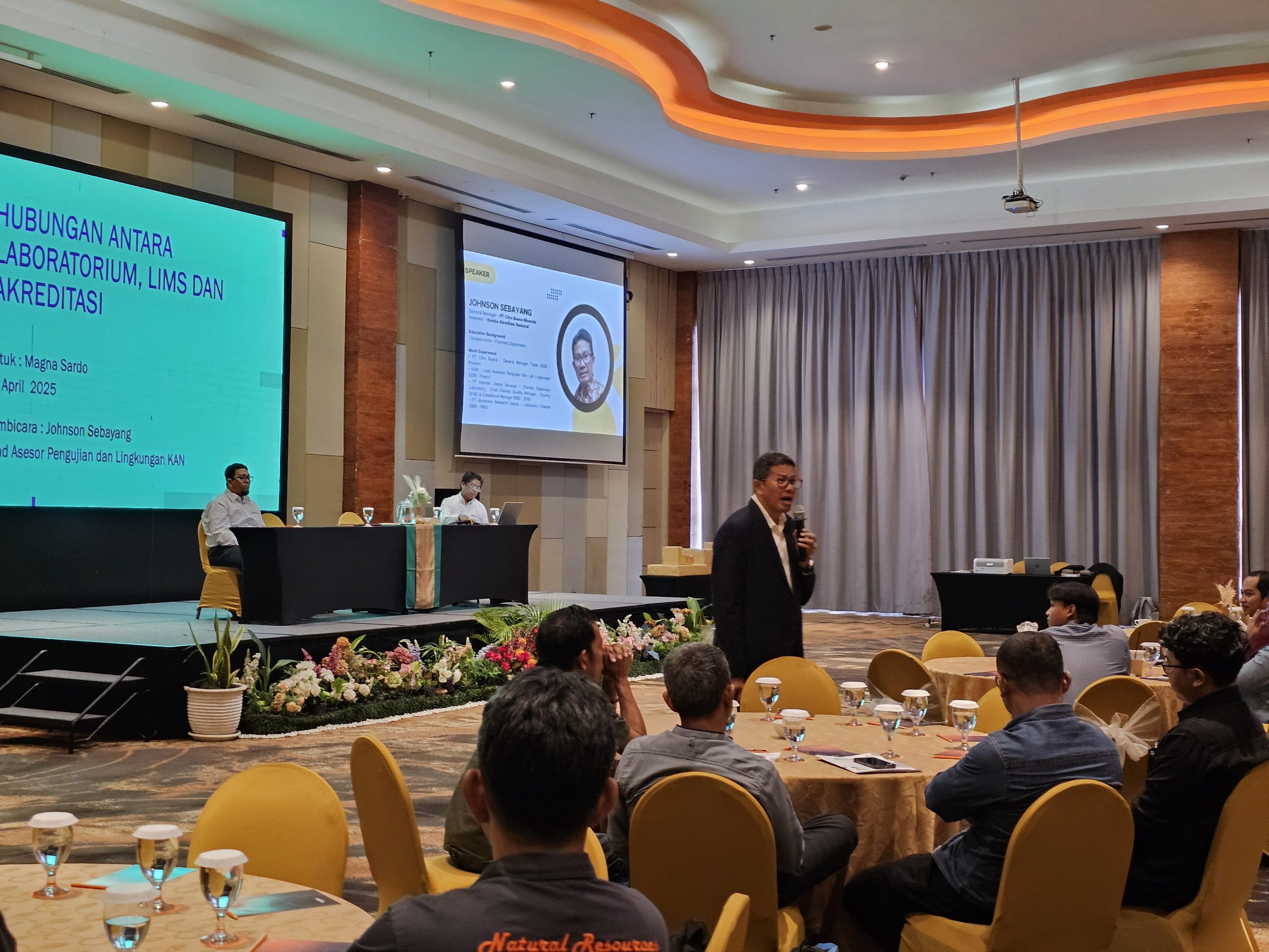 Penyampaian materi oleh Johnson Sebayang